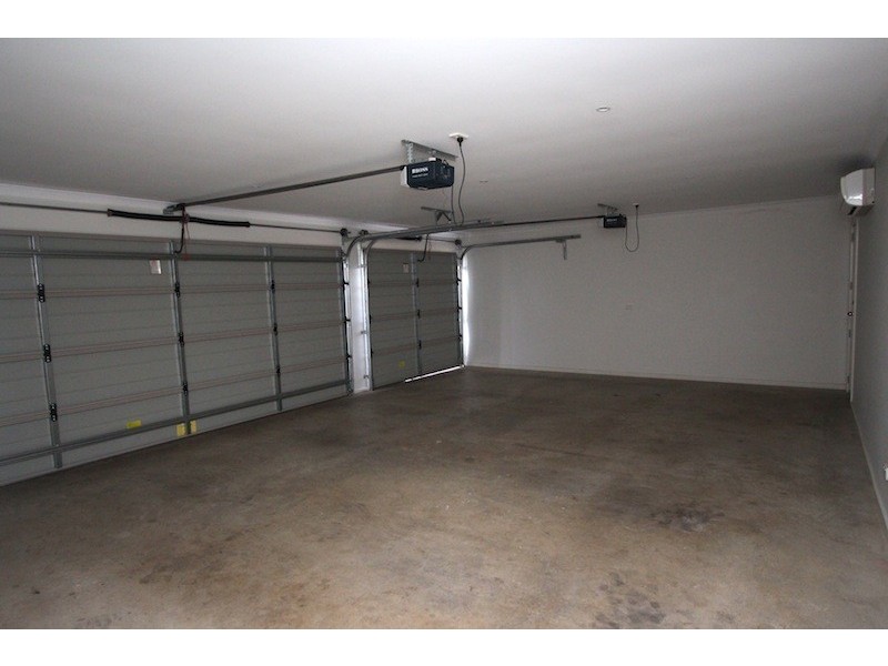 136 Webster Way, Pakenham VIC 3810