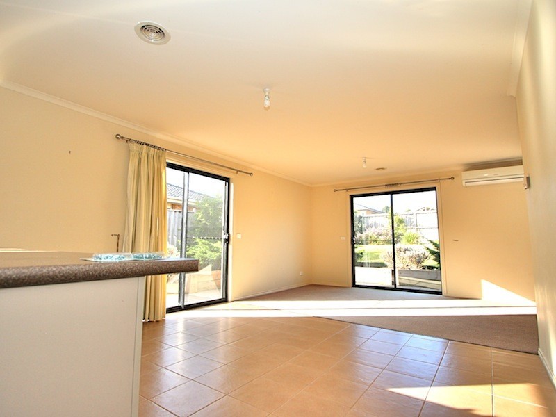 17 Tyrone Avenue, Pakenham VIC 3810