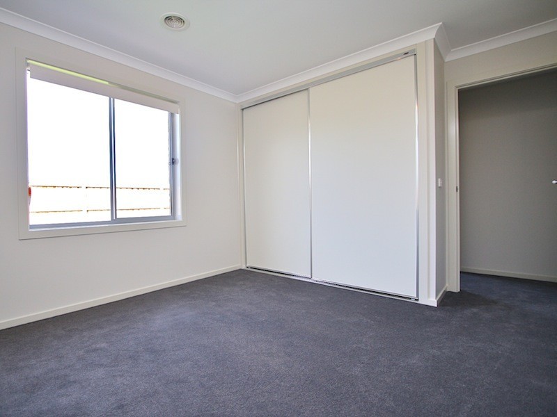 7 Hampshire Street, Officer VIC 3809