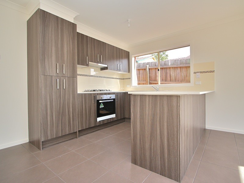 2/112 Burke Street, Warragul VIC 3820