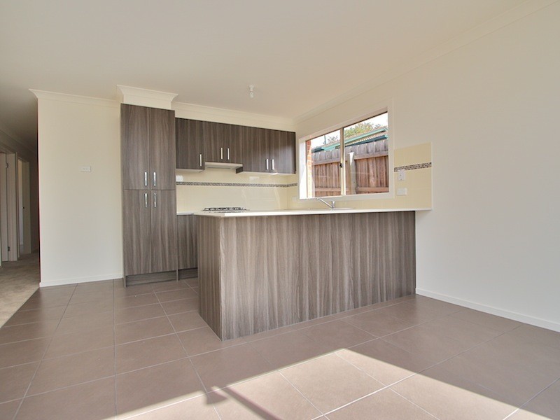 2/112 Burke Street, Warragul VIC 3820