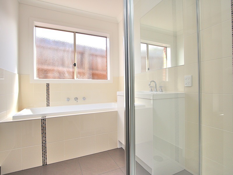 2/112 Burke Street, Warragul VIC 3820