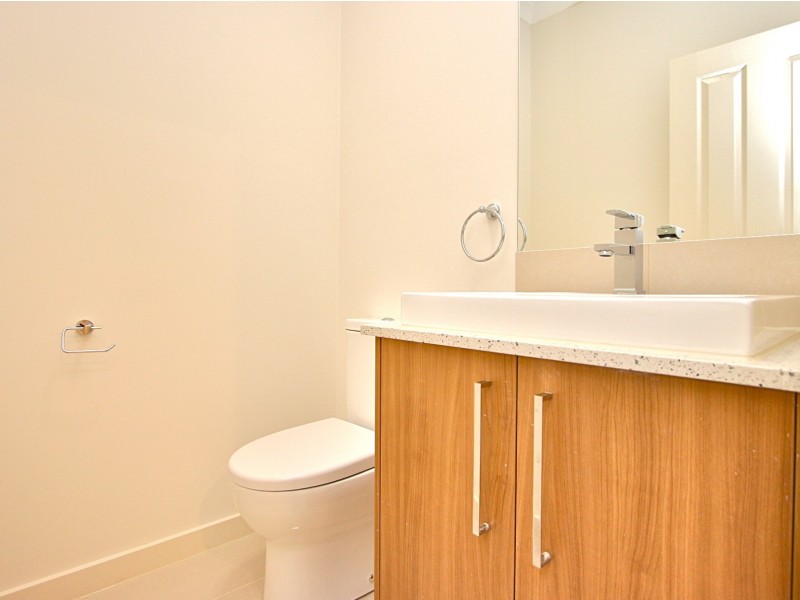 2/72 Lynbrook Boulevard, Lynbrook VIC 3975