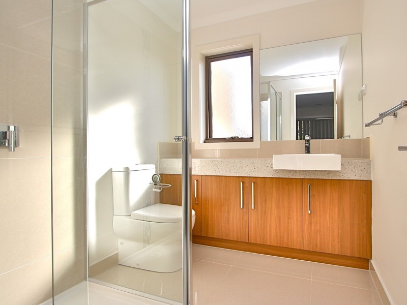 2/72 Lynbrook Boulevard, Lynbrook VIC 3975