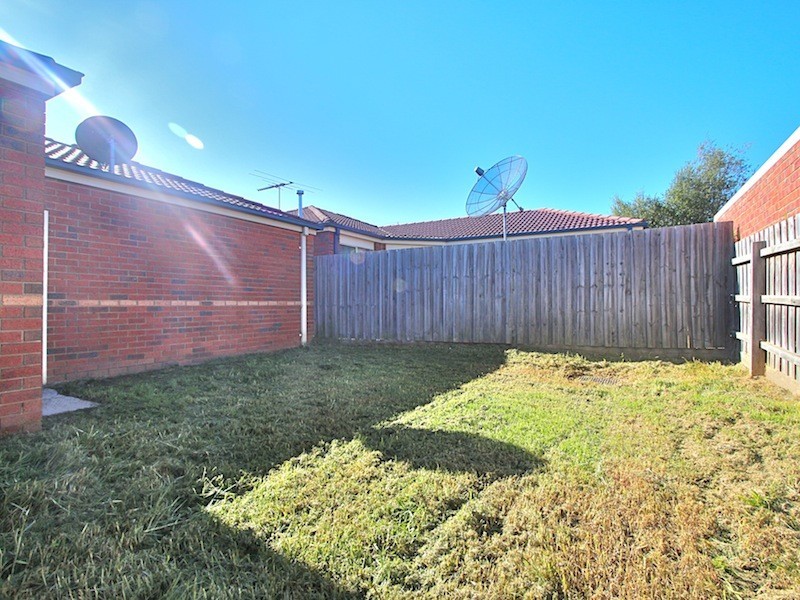 28 Providence Drive, Cranbourne VIC 3977