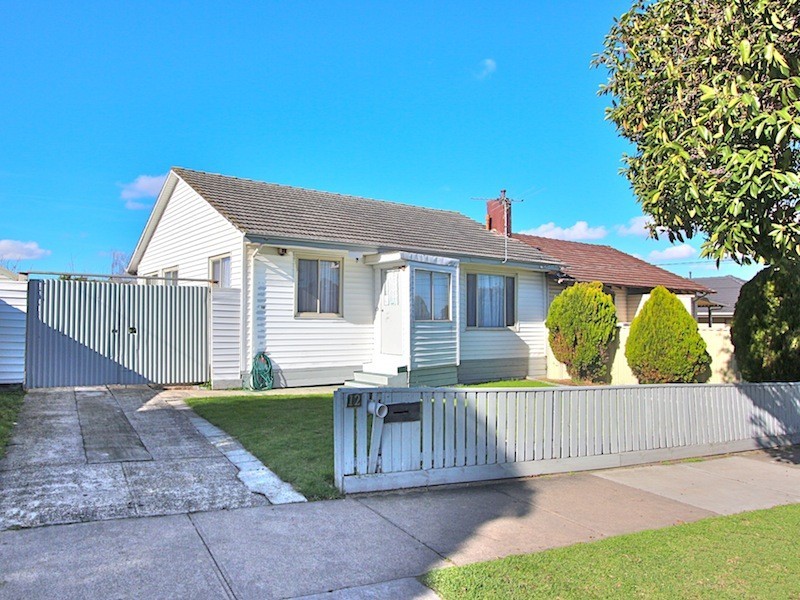 12 Tristania Street, Doveton VIC 3177