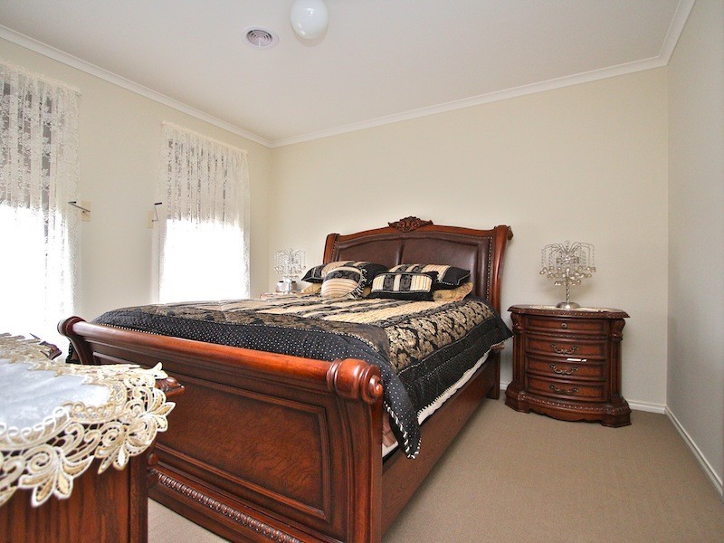 21 Superior Waters, Pakenham VIC 3810