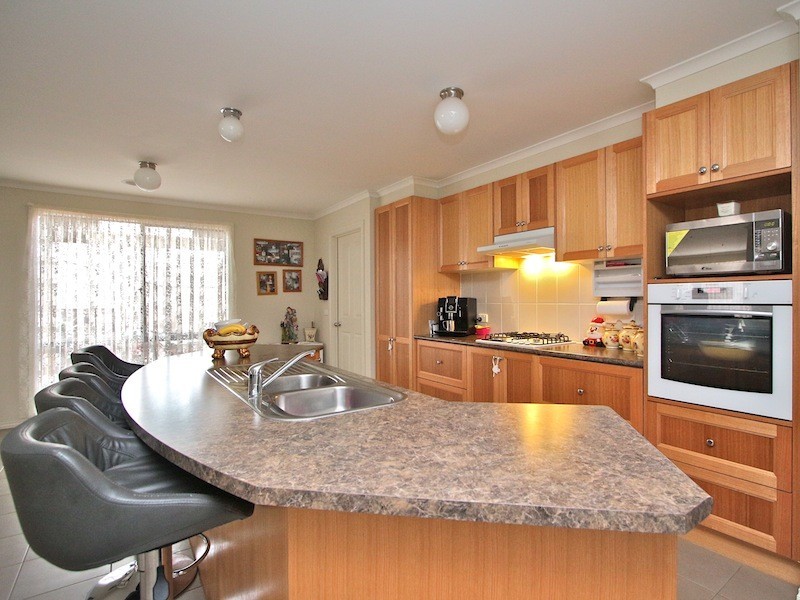 21 Superior Waters, Pakenham VIC 3810