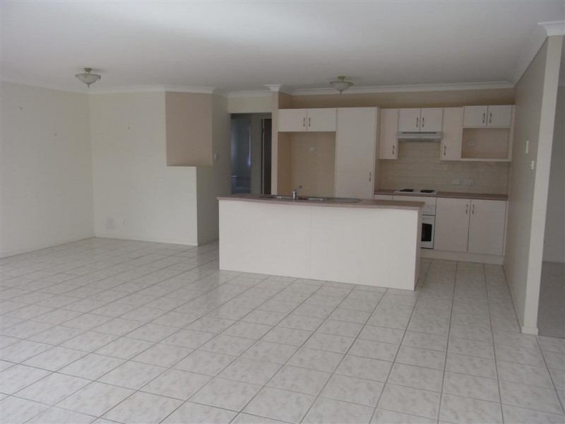 8 Garden Way, Tanilba Bay NSW 2319