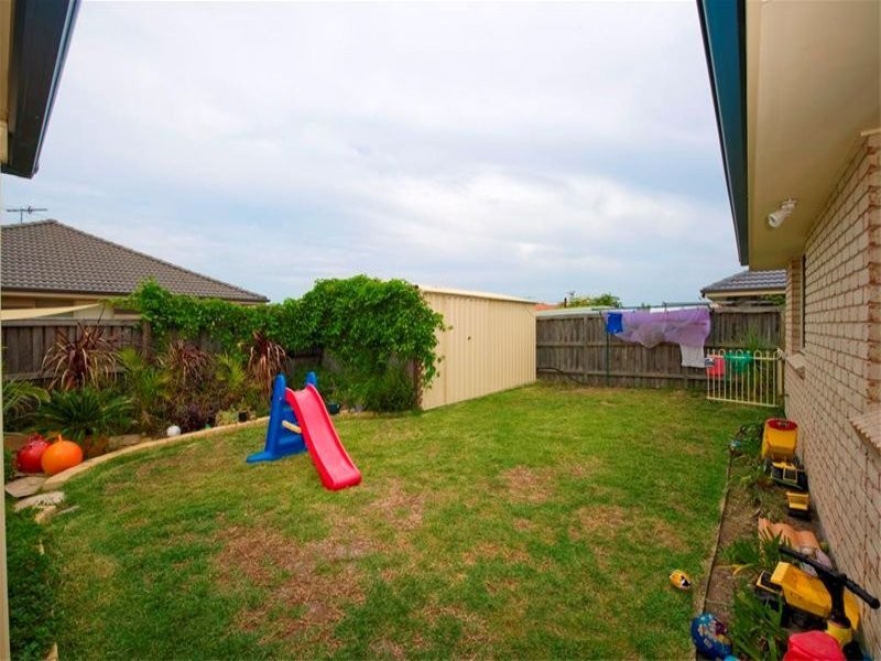 8 Garden Way, Tanilba Bay NSW 2319