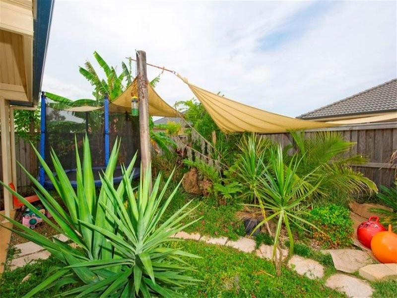 8 Garden Way, Tanilba Bay NSW 2319