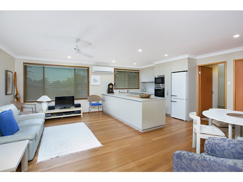 1 Garden Place, Shoal Bay NSW 2315