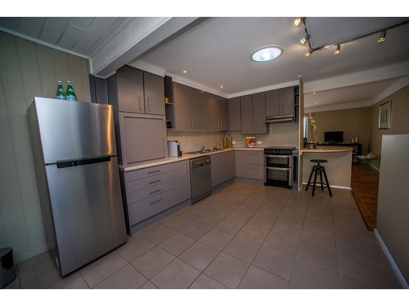 27 Upton Street, Soldiers Point NSW 2317