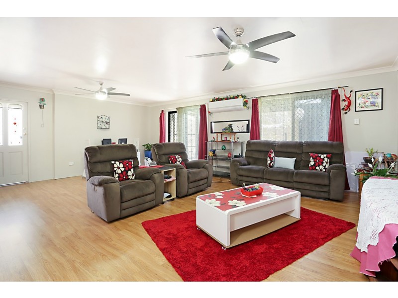 55 Wychewood Ave, Mallabula NSW 2319