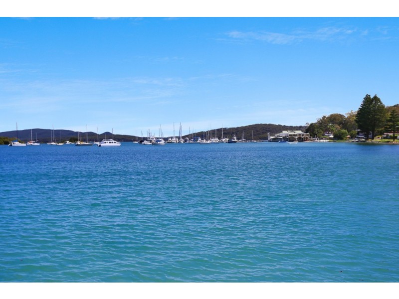 4/4 Cromarty Road, Soldiers Point NSW 2317