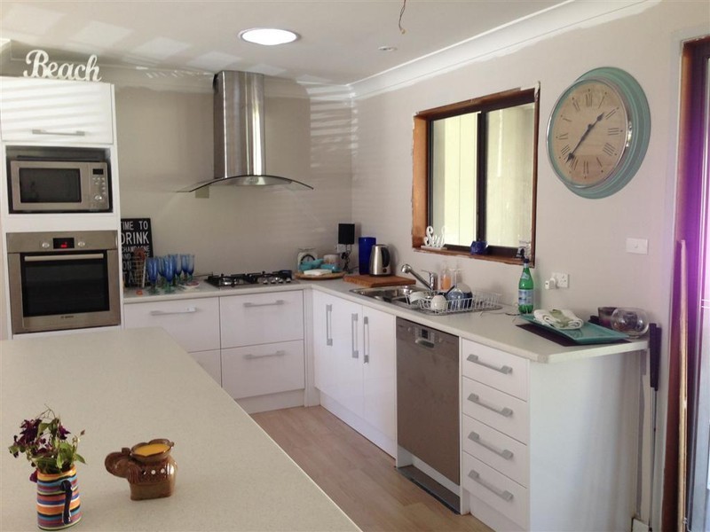 9 Mary Street, Soldiers Point NSW 2317