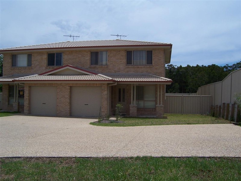 7 Bungwell Avenue, Anna Bay NSW 2316