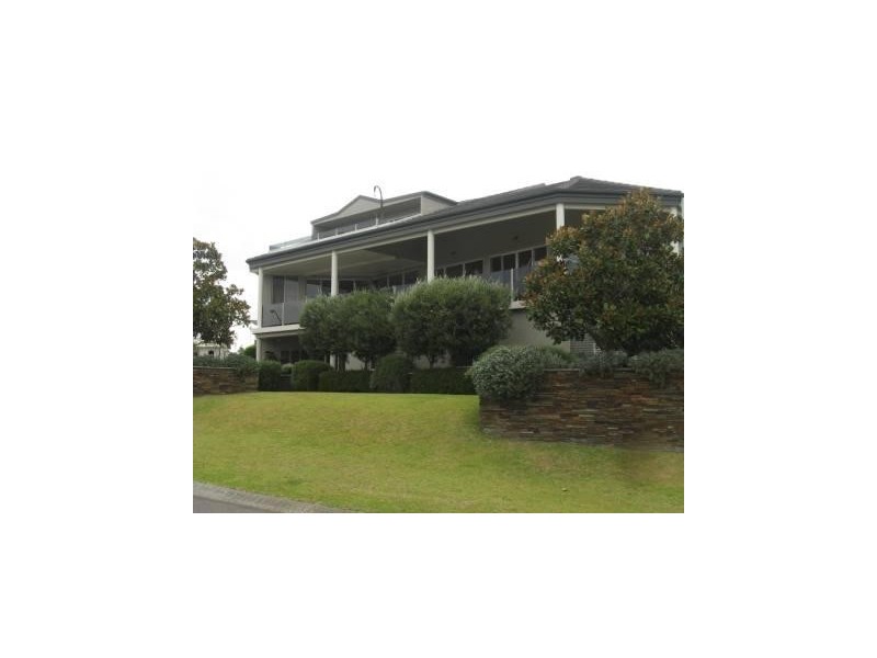 3 Grandview Avenue, Soldiers Point NSW 2317
