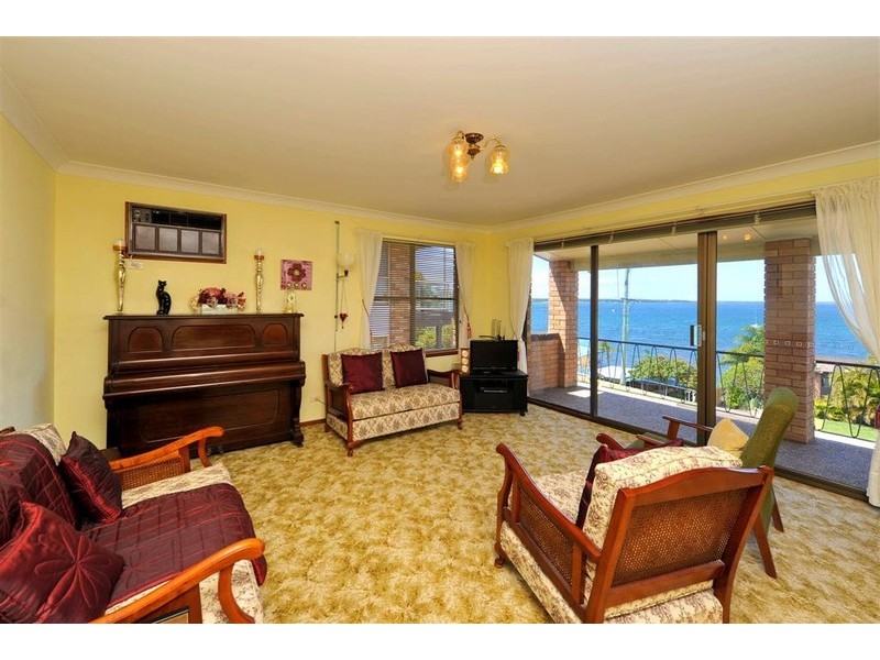 52 Soliders Point Road, Soldiers Point NSW 2317
