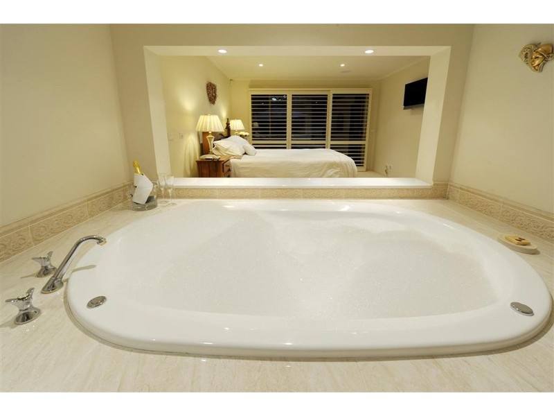 14 Beach Road, Lemon Tree Passage NSW 2319
