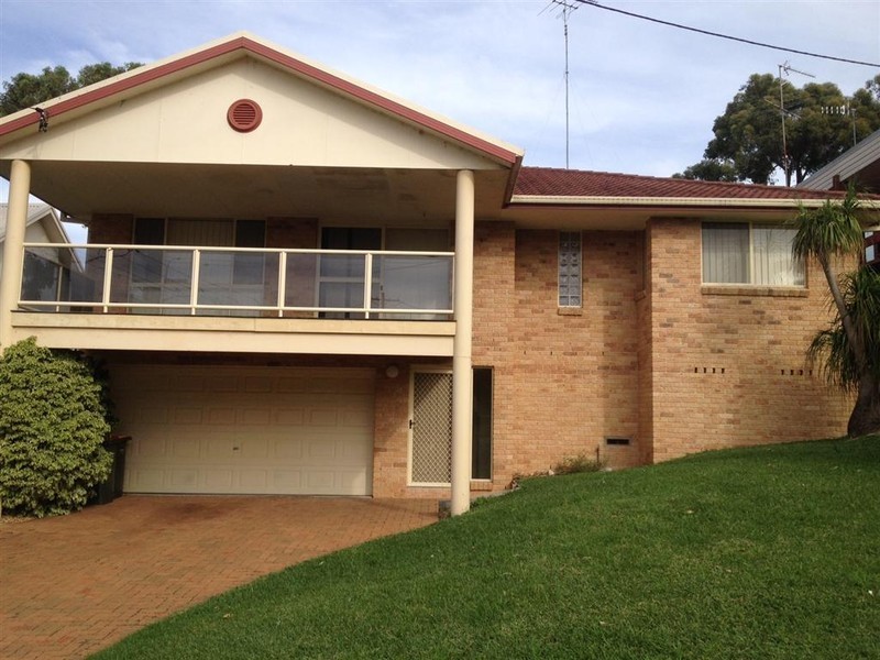 15 Fern Avenue, Soldiers Point NSW 2317