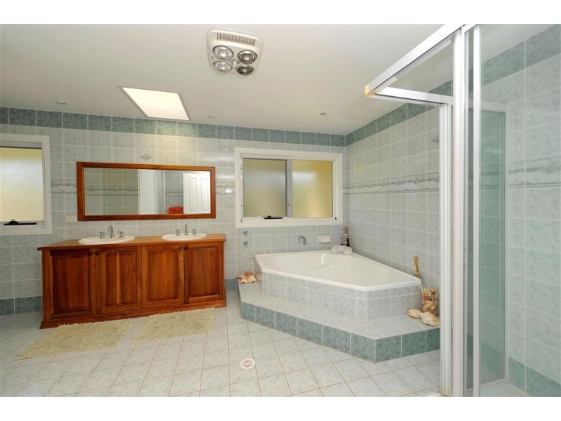 24 Eucalyptus Drive, One Mile NSW 2316