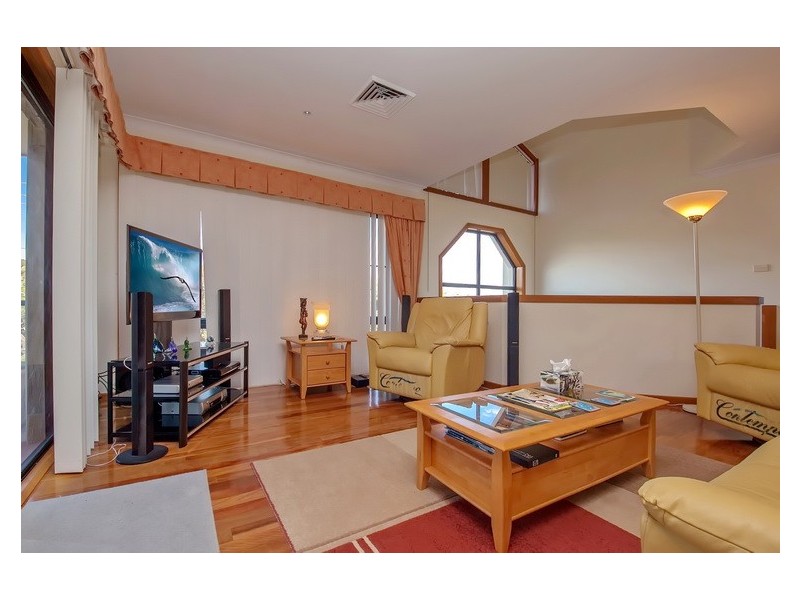 2 Pacific Street, Fishermans Bay NSW 2316