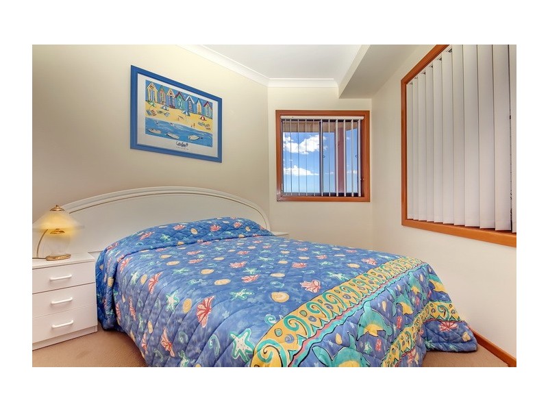 2 Pacific Street, Fishermans Bay NSW 2316