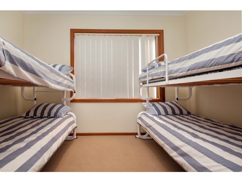 2 Pacific Street, Fishermans Bay NSW 2316