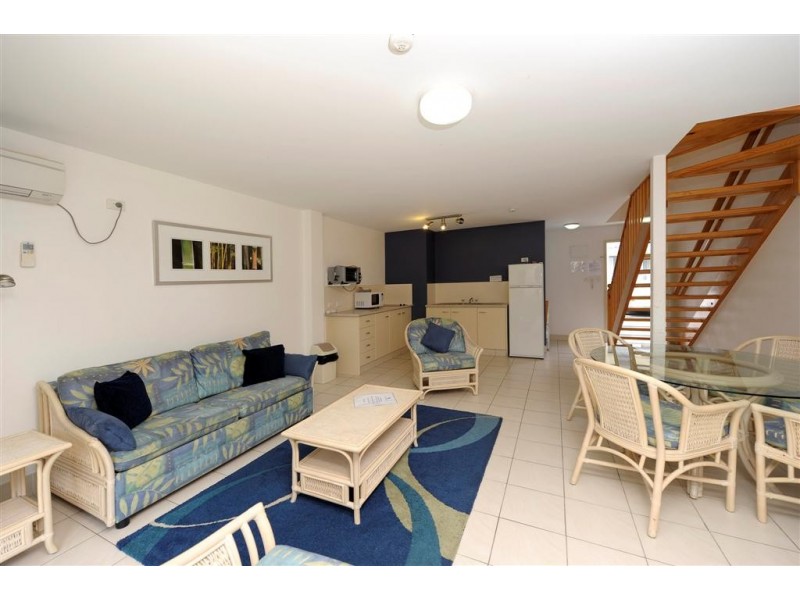 2/1 Trafalgar Street, Nelson Bay NSW 2315