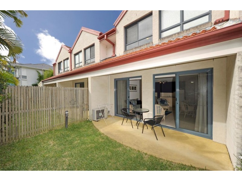 2/1 Trafalgar Street, Nelson Bay NSW 2315