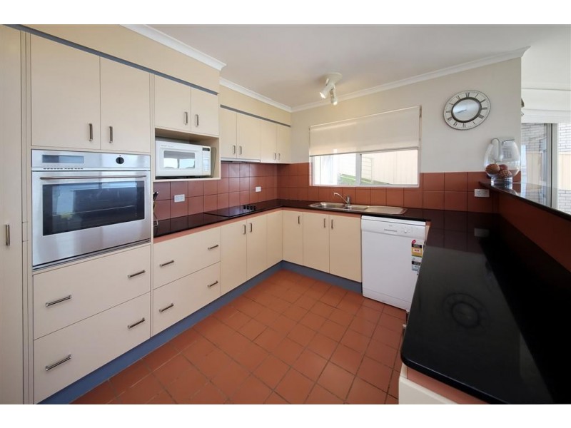 1/131 Soldiers Point Road, Soldiers Point NSW 2317