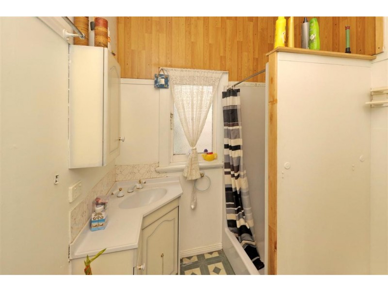 58 Douglas Street, Stockton NSW 2295