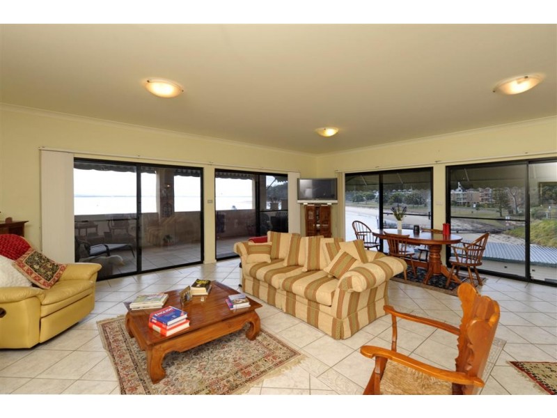 4 Victoria Parade, Nelson Bay NSW 2315