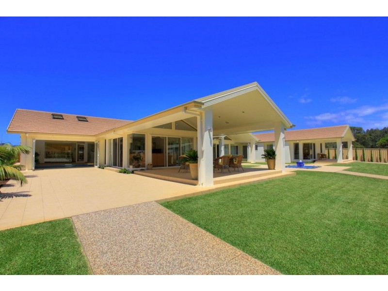 26 Reflections Drive, One Mile NSW 2316