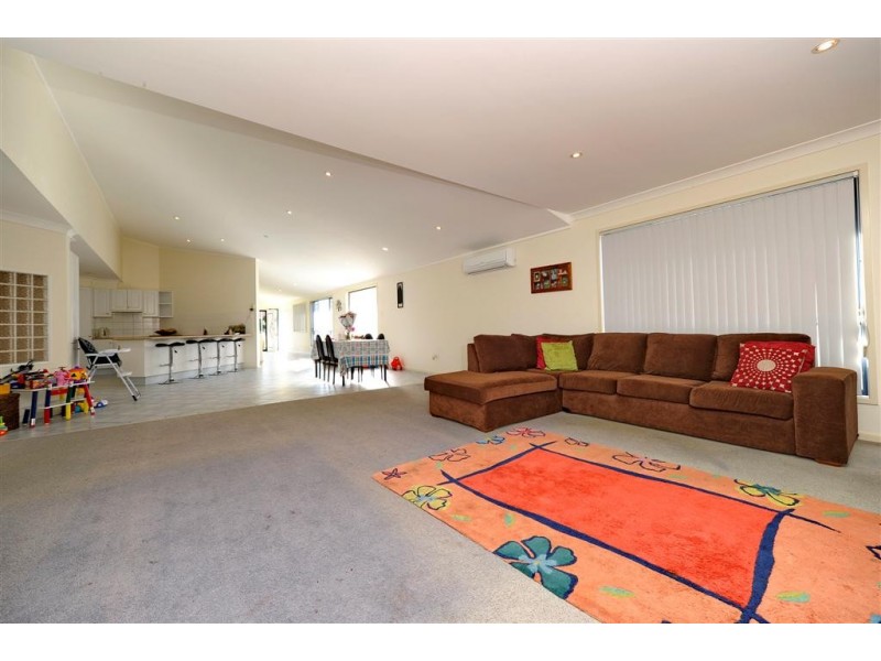 15 Whitesands Road, Fingal Bay NSW 2315