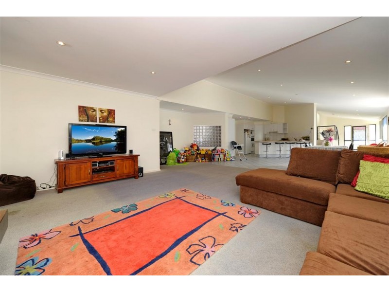 15 Whitesands Road, Fingal Bay NSW 2315