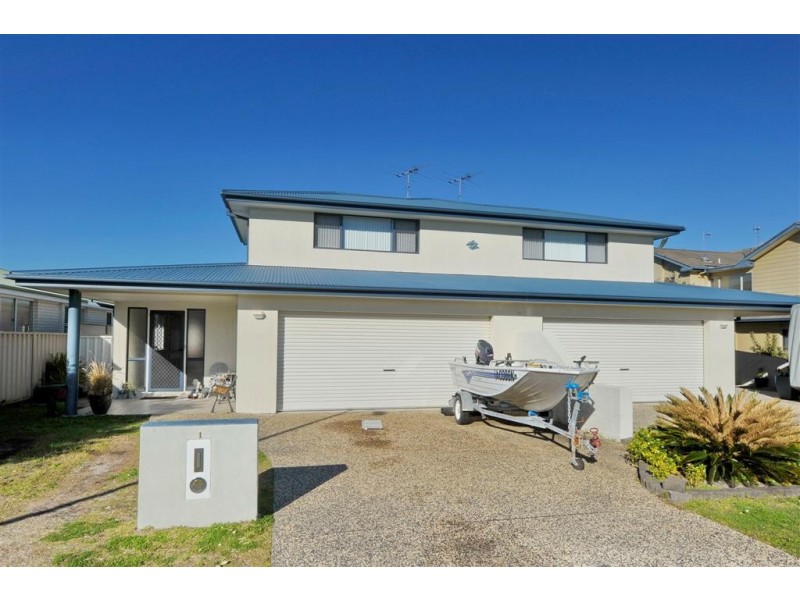 15 Whitesands Road, Fingal Bay NSW 2315