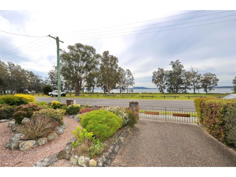 101 Cook Parade, Lemon Tree Passage NSW 2319