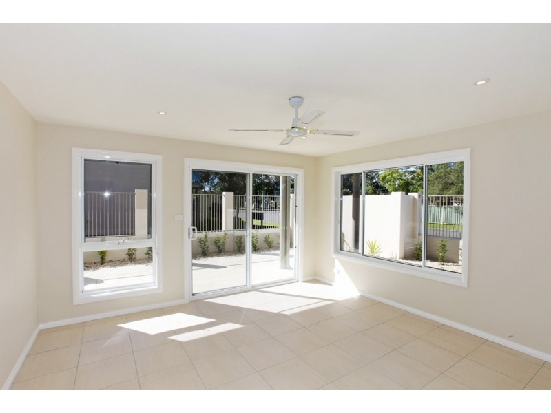 3/2 Gilchrist Road, Salamander Bay NSW 2317