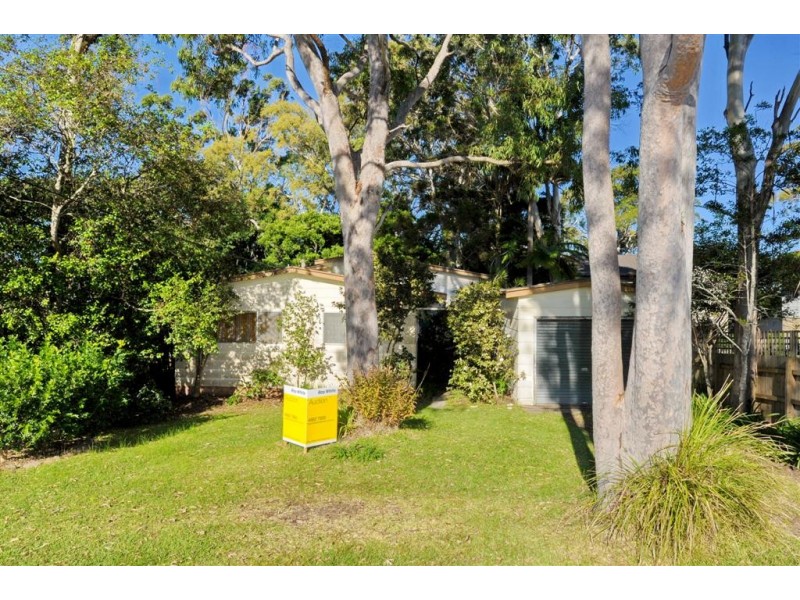 27 Kent Gardens, Soldiers Point NSW 2317