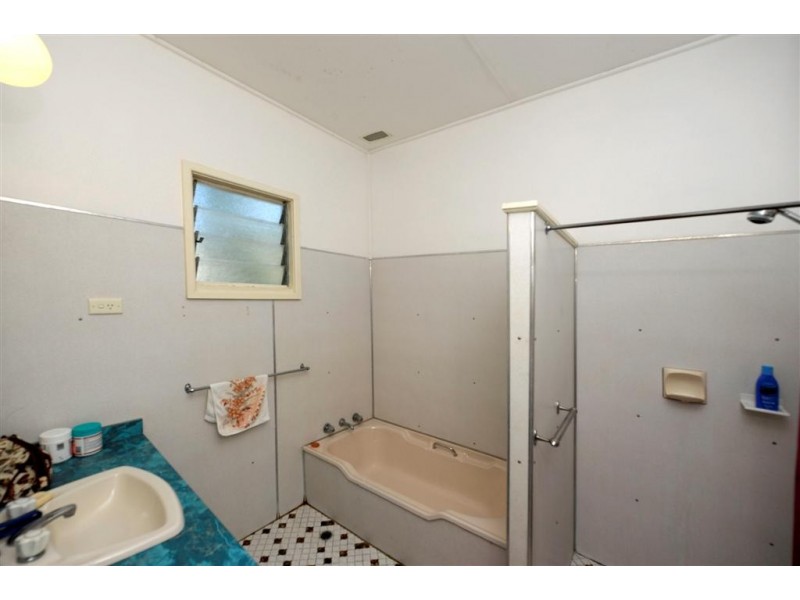 27 Kent Gardens, Soldiers Point NSW 2317