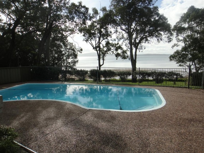 94 Francis Avenue, Lemon Tree Passage NSW 2319