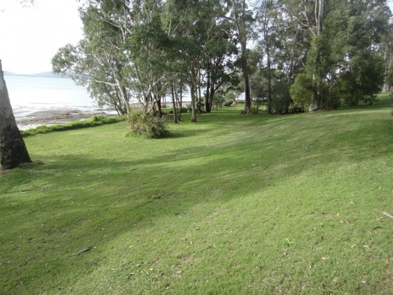 94 Francis Avenue, Lemon Tree Passage NSW 2319