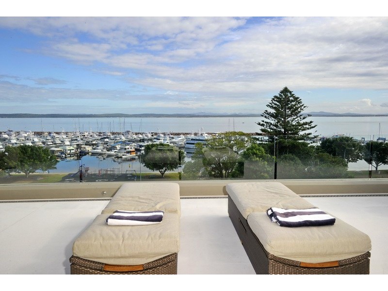 2/82 Magnus Street, Nelson Bay NSW 2315