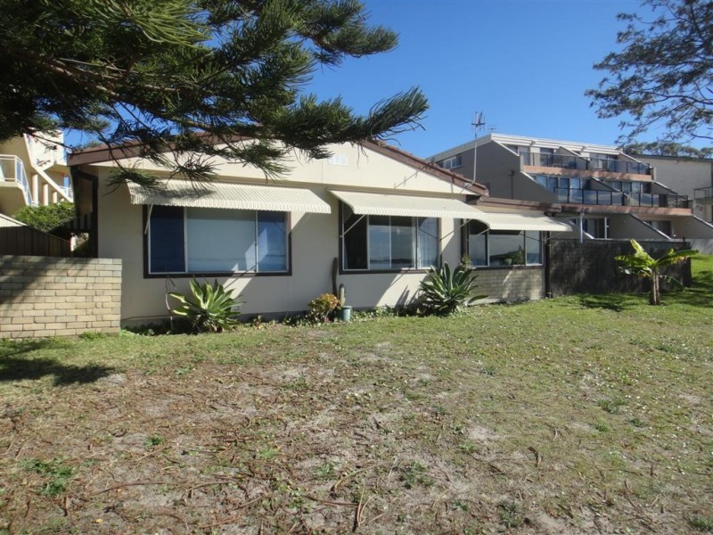 35 and 35A Soldiers Point Road, Soldiers Point NSW 2317