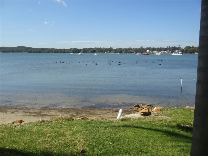 40 Admiralty Avenue, Tanilba Bay NSW 2319