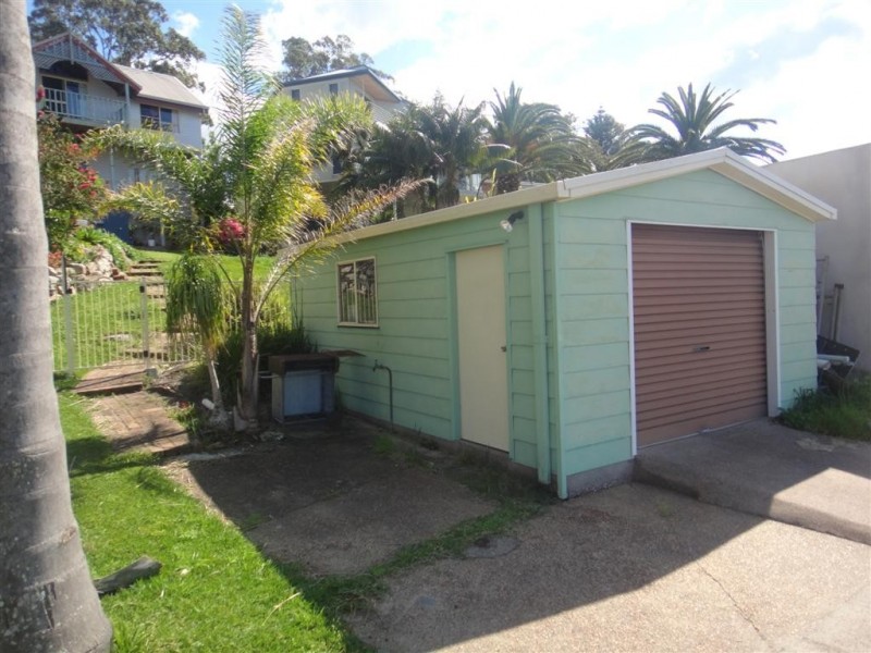 40 Admiralty Avenue, Tanilba Bay NSW 2319