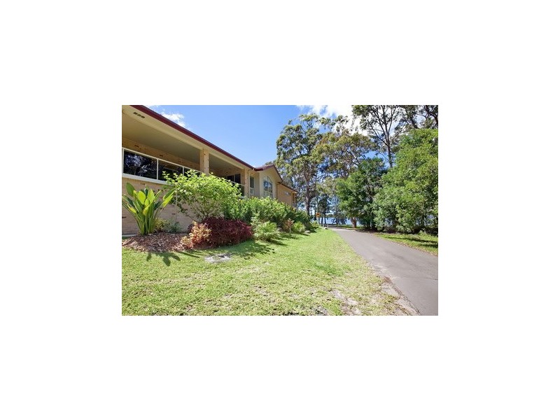 17 Gibbers Drive, Lemon Tree Passage NSW 2319