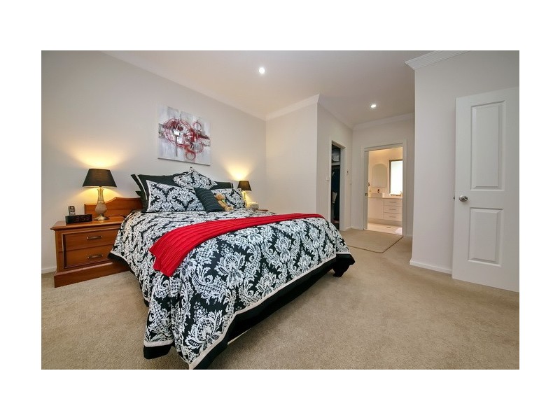 17 Gibbers Drive, Lemon Tree Passage NSW 2319